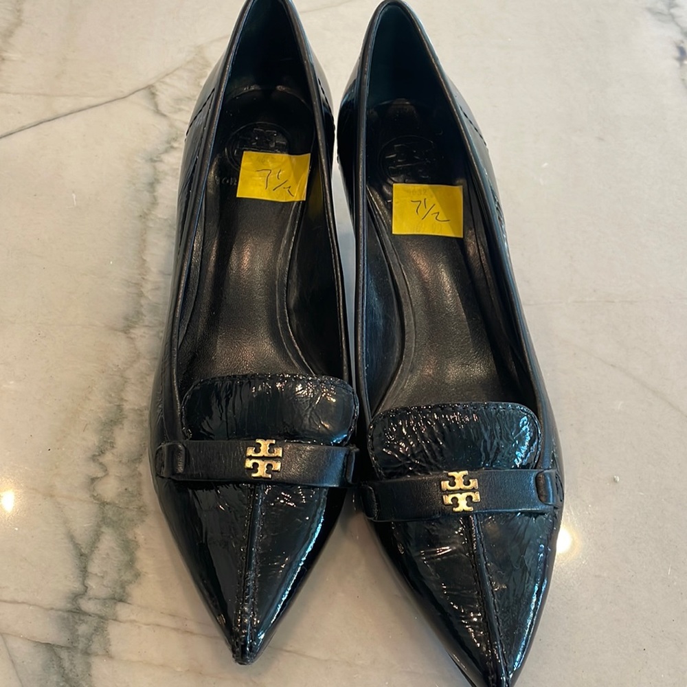 Tory Burch black patent pumps 2in heel